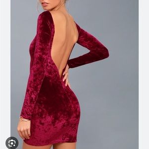 Star Struck Burgundy Velvet Long Sleeve Backless Bodycon Dress